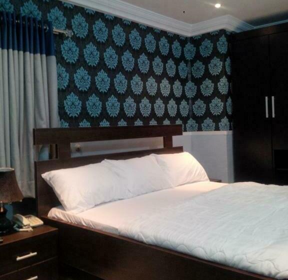 سوییت لوکس, Haute Apart