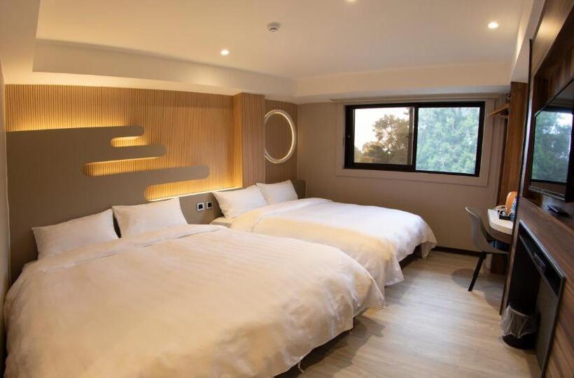 اتاق استاندارد چهار تخته, Alishan Shermuh Tourist