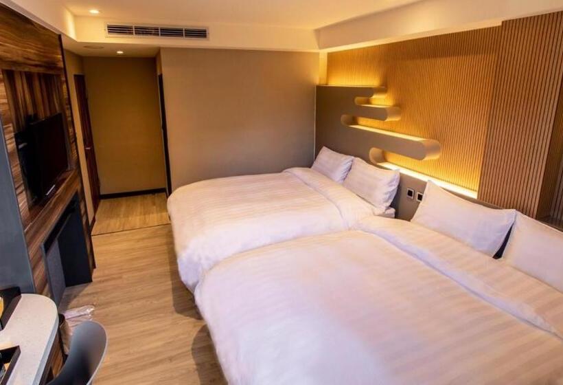 اتاق استاندارد چهار تخته, Alishan Shermuh Tourist