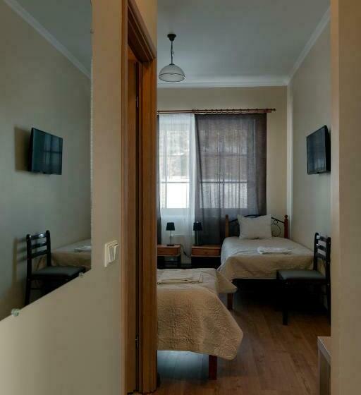 اتاق استاندارد, Laguna House