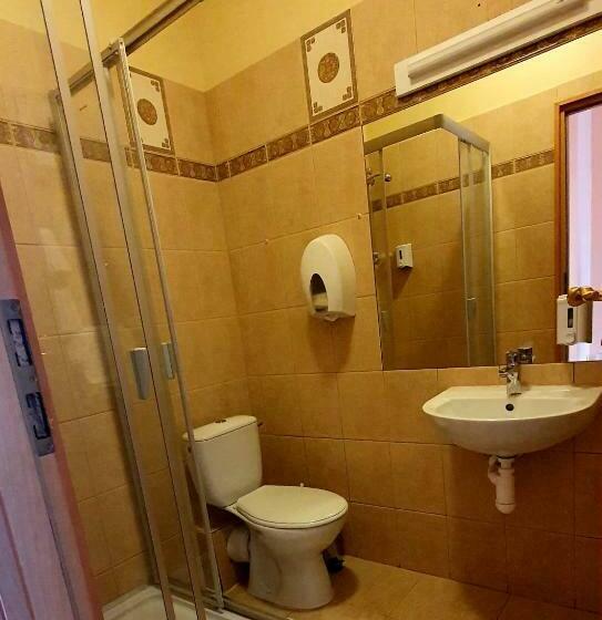 اتاق استاندارد, Laguna House