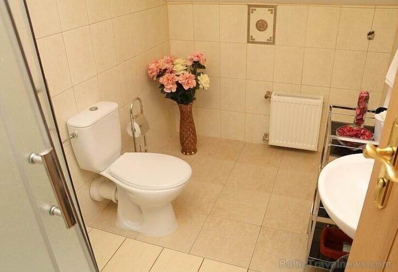 اتاق استاندارد, Laguna House