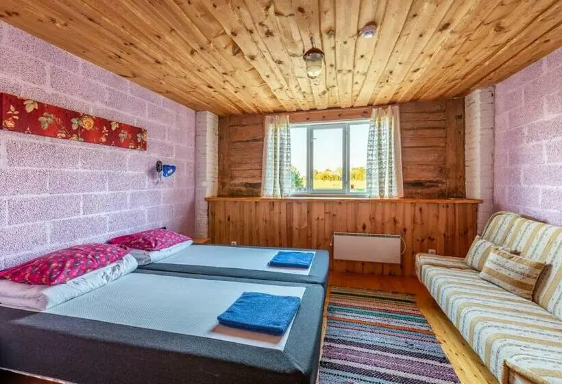 اتاق استاندارد با سرویس بهداشتی مشترک, Oitme Hostel