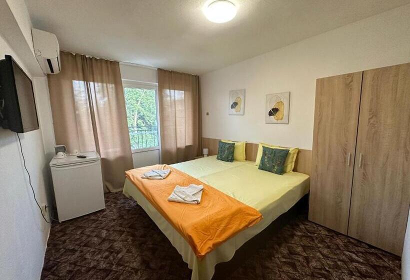 Номер Стандарт, Amirov Garden   Free Parking & Free Beach Area