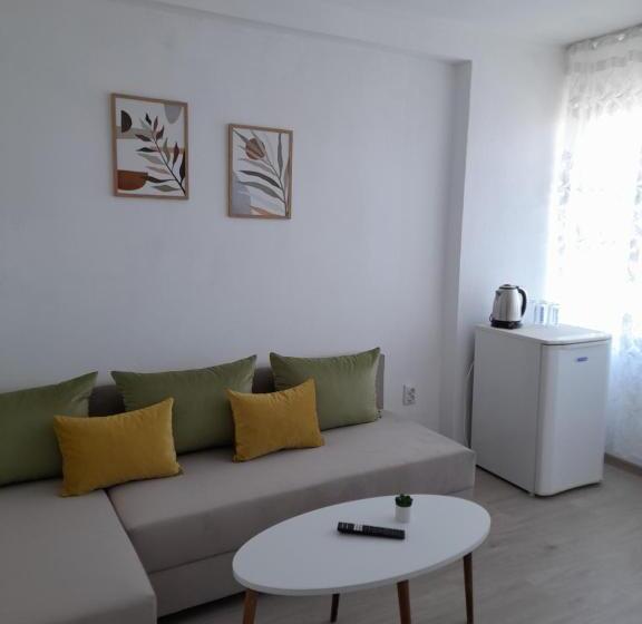 Люкс, Amirov Garden   Free Parking & Free Beach Area