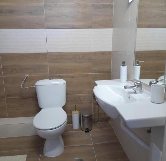 Family Suite, Amirov Garden   Free Parking & Free Beach Area