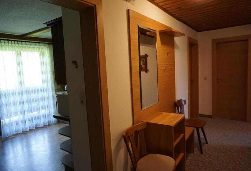 آپارتمان 2 خوابه, Pension Arnika