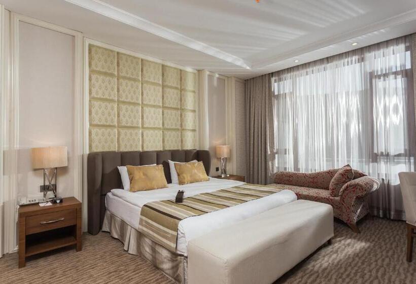 סוויטה, Grannos Thermal Hotel & Convention Center