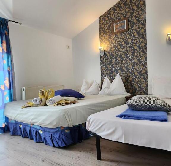 Habitació Triple Clàssica, Eforie Villa Colonial