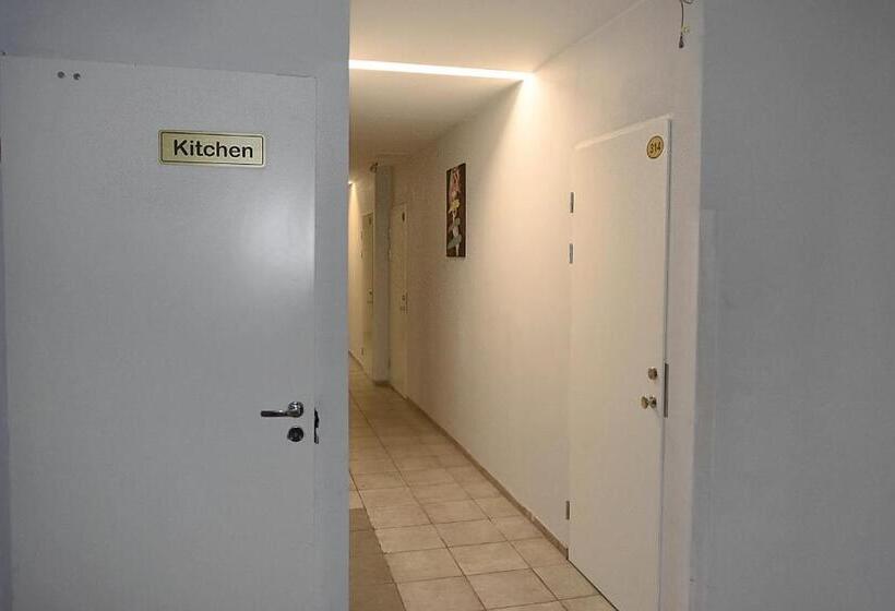 חדר סטנדרט חדר אמבטיה משותף, Arkadia Hotel & Hostel