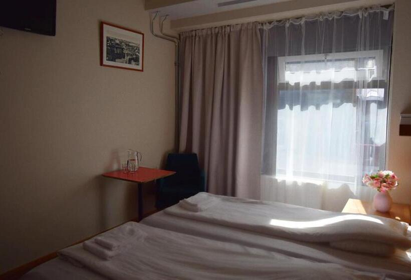 חדר סטנדרט חדר אמבטיה משותף, Arkadia Hotel & Hostel