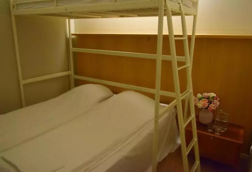 اتاق اکونومی با حمام مشترک, Arkadia Hotel & Hostel
