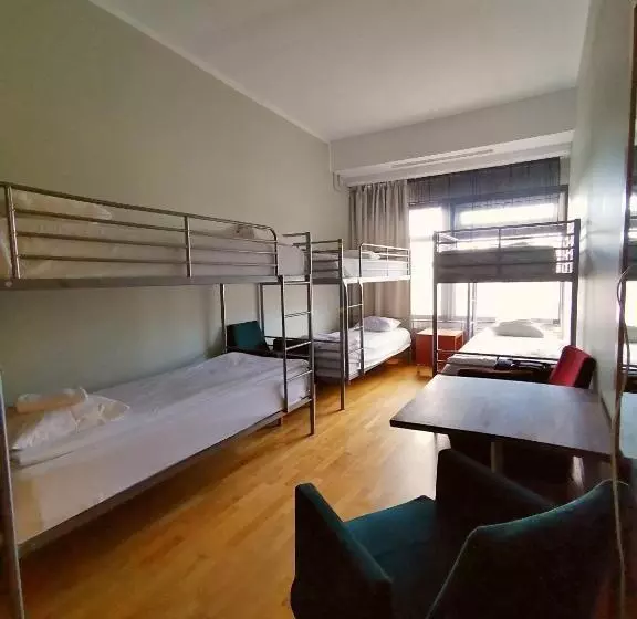 تختخواب در اتاق مشترک, Arkadia Hotel & Hostel