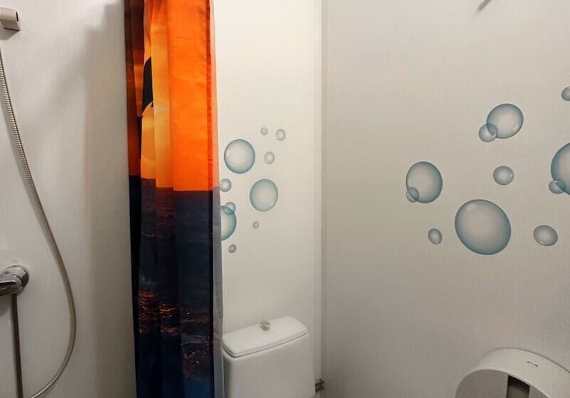 חדר סטנדרט חדר אמבטיה משותף, Arkadia Hotel & Hostel