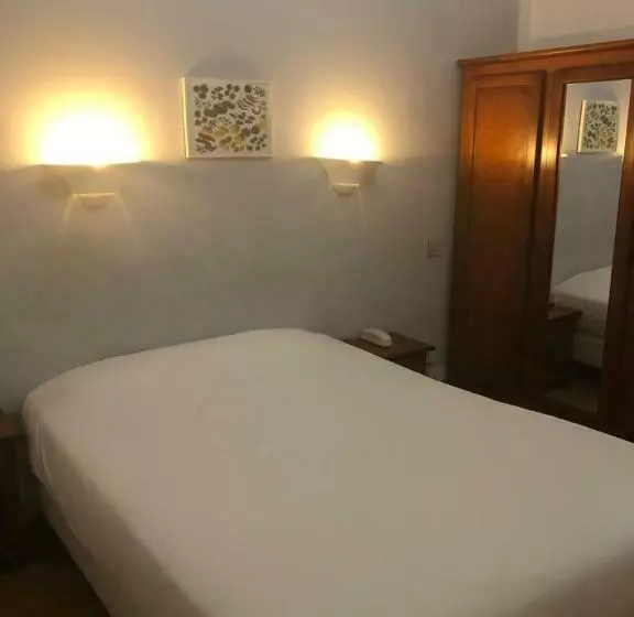 スタンダードシングルルーム, Hôtel Des Couronnes Châteaudun