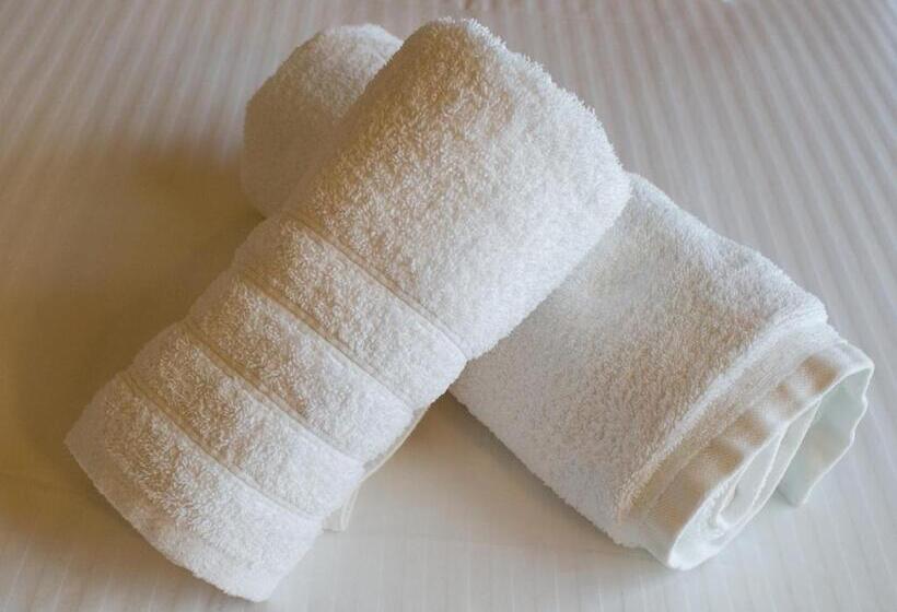 סוויטת ג'וניור, Agrinio Imperial