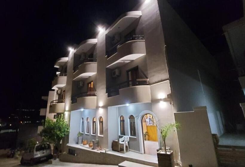 Escritório Estándar, Amaryllis