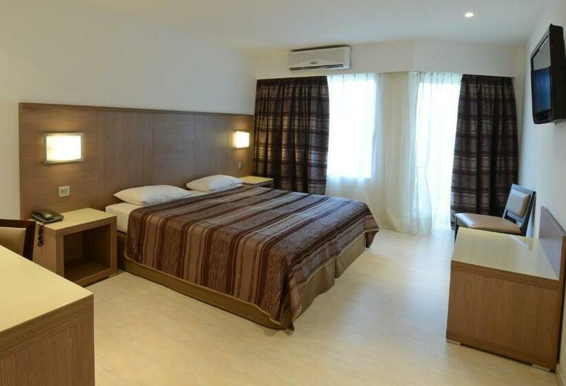 اتاق استاندارد, Calvi Hôtel