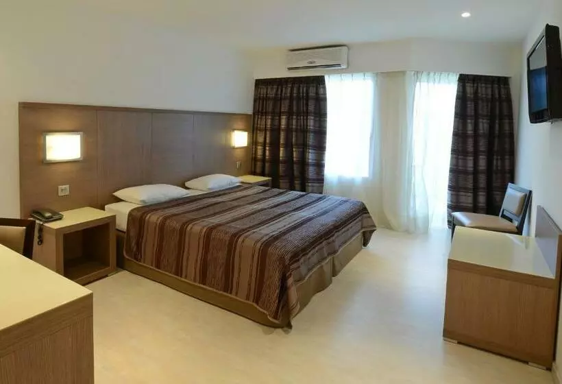 اتاق استاندارد, Calvi Hôtel