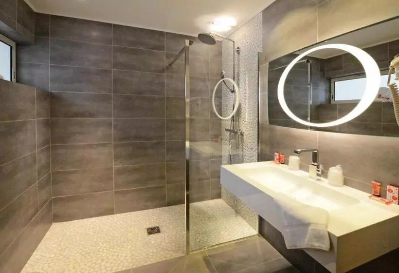 سوئیت 2 خوابه, Calvi Hôtel