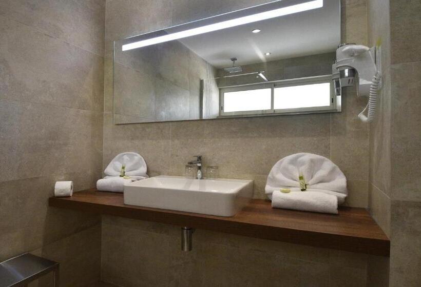 Suite 2 Dormitoare, Calvi Hôtel