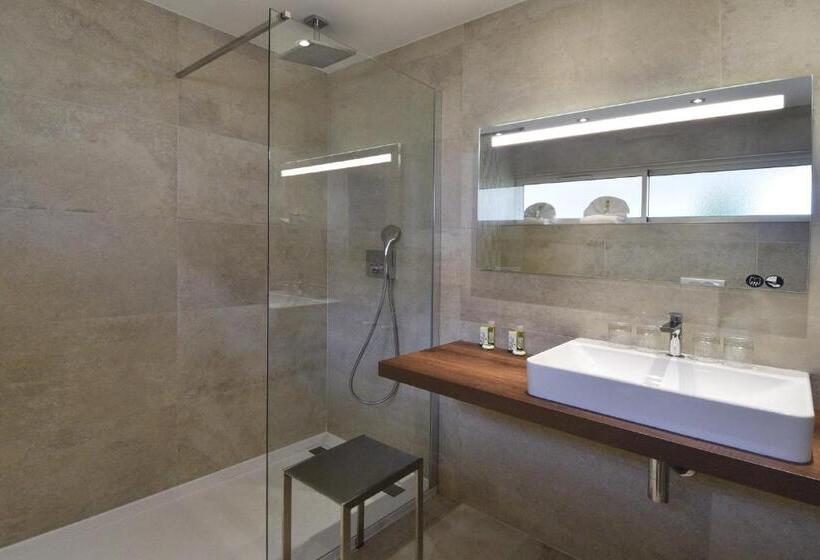 Suite 2 Dormitoare, Calvi Hôtel