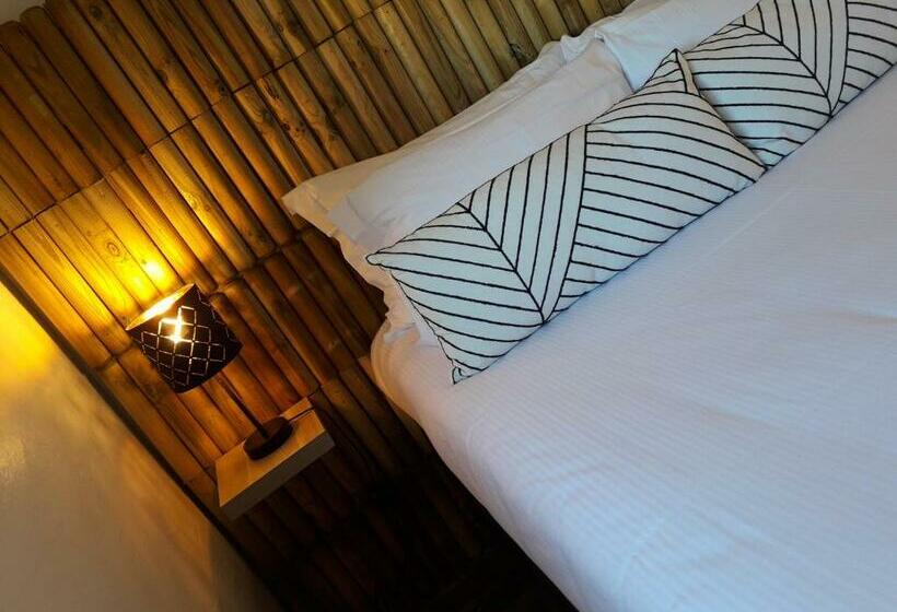 Номер Комфорт, Hôtel De La Mer