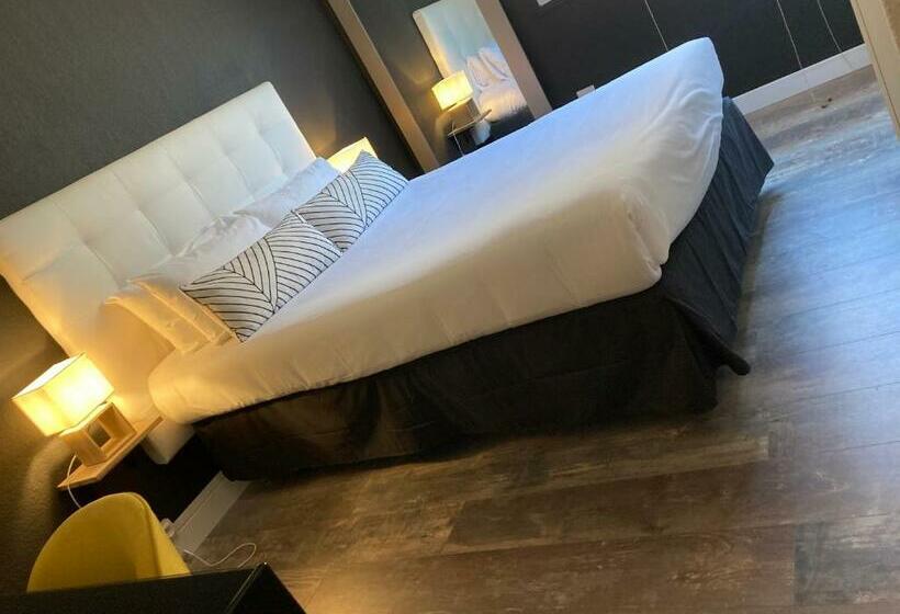 Номер Комфорт, Hôtel De La Mer