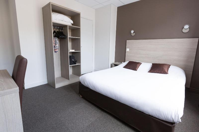 コンフォートルーム, Logis Hotel Du Chateau