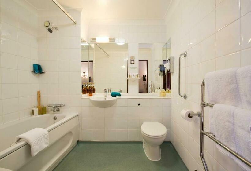 חדר אקזקיוטיב, Ellington Lodge At The Concorde