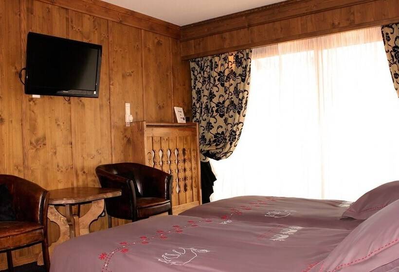 Четырехместный Номер Классик, Hôtel Macchi Restaurant & Spa