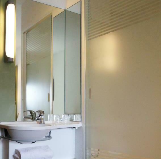 Номер Стандарт Трехместный, Ibis Budget Cholet Centre