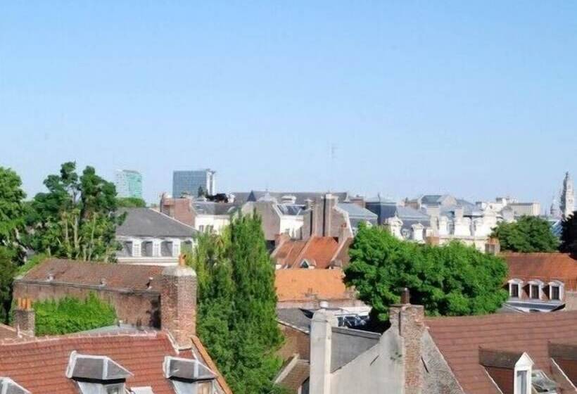 اتاق پرمیوم, L Esplanade Lille