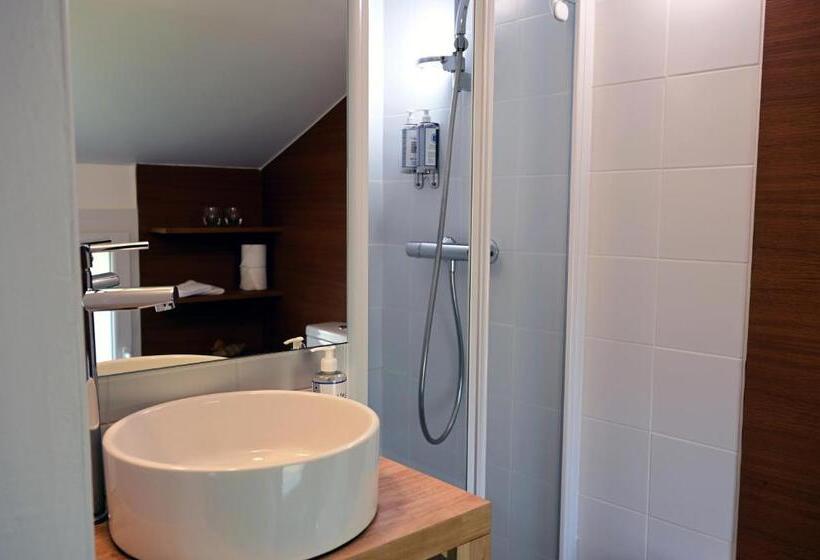 ペントハウスルーム, L'hostalet