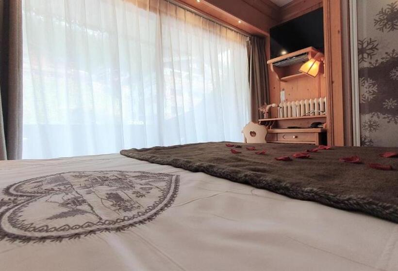 Номер Стандарт, Hôtel Macchi Restaurant & Spa