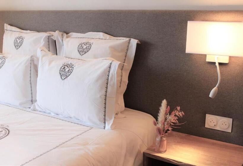 Семейный Номер, Hôtel Macchi Restaurant & Spa