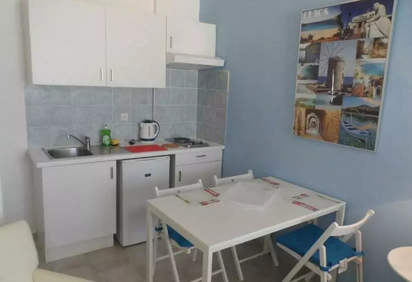 استودیو استاندارد با چشم‌انداز دریا, Seafront Studios And Apartments