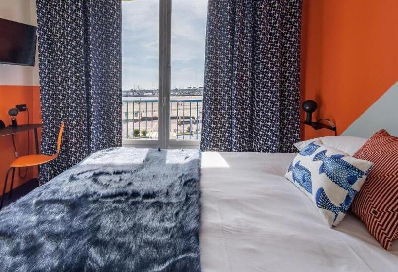 豪华海景房带阳台, Seakub