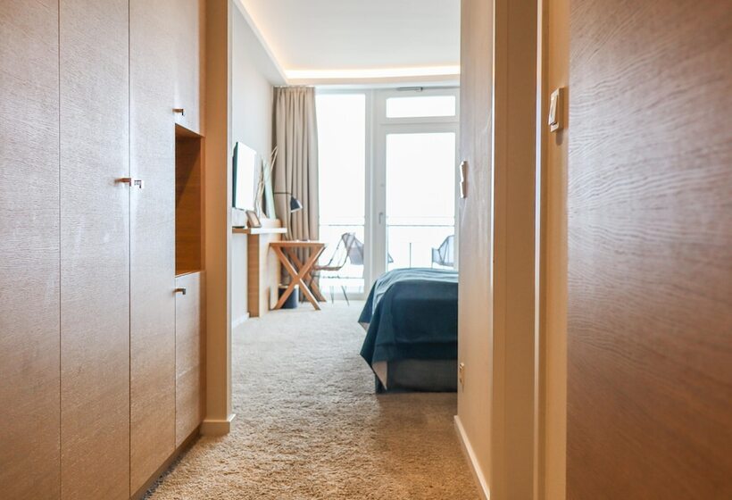 Номер Deluxe Вид на Море с Балконом, Seehuus Lifestyle