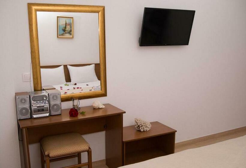 标准间, Star Paradise