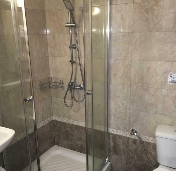 标准间, Star Paradise