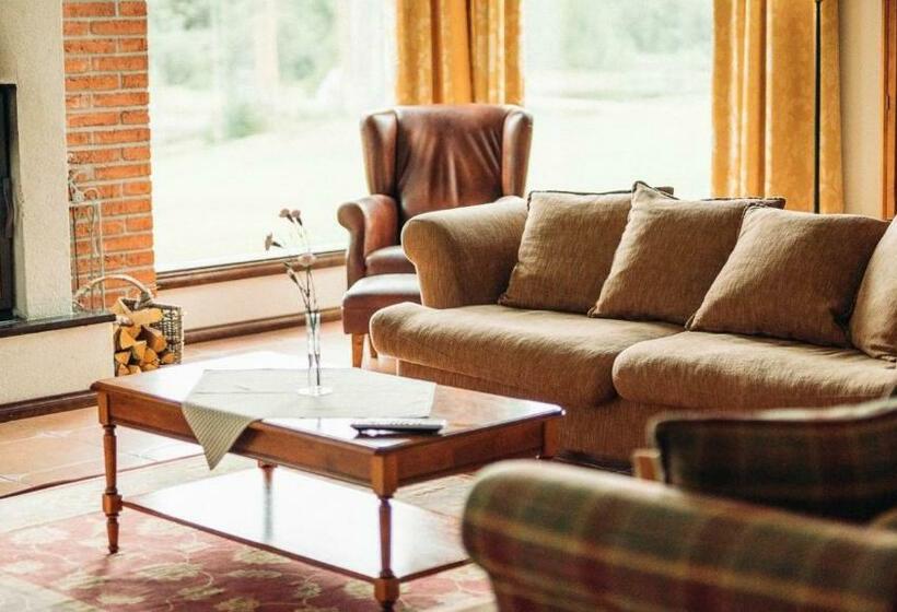 Вилла 4 Спальни, Tahko Golden Resort