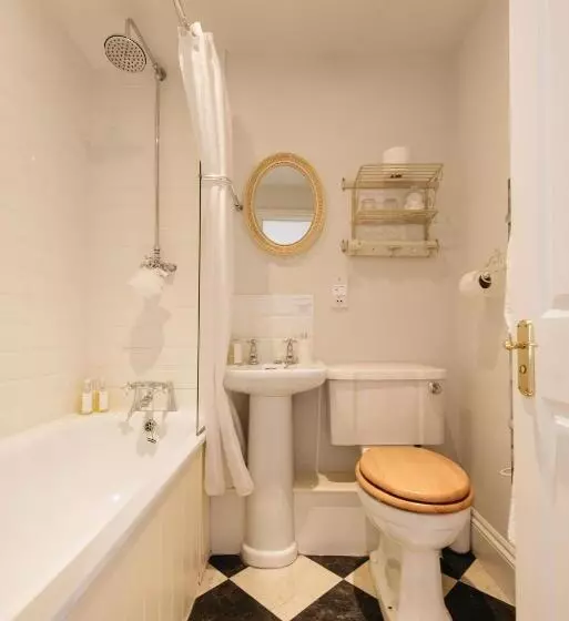 Family flat with sea view, The Rosevine