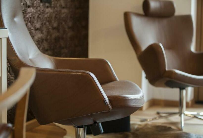 اتاق سوپریور با بالکن, Boutique Hotel Gams