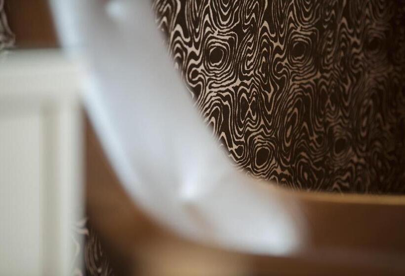 اتاق سوپریور با بالکن, Boutique Hotel Gams