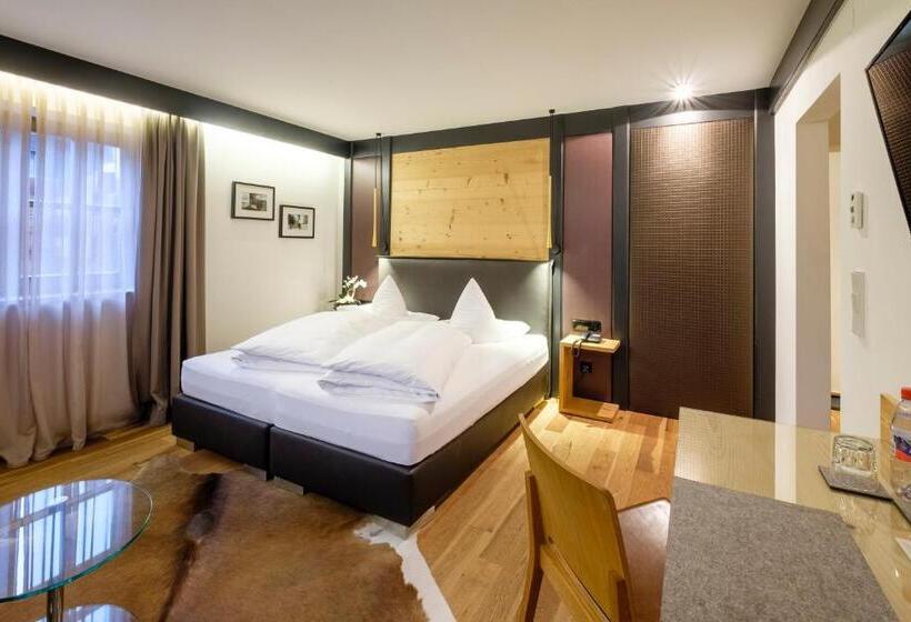 اتاق لوکس با تراس, Boutique Hotel Gams