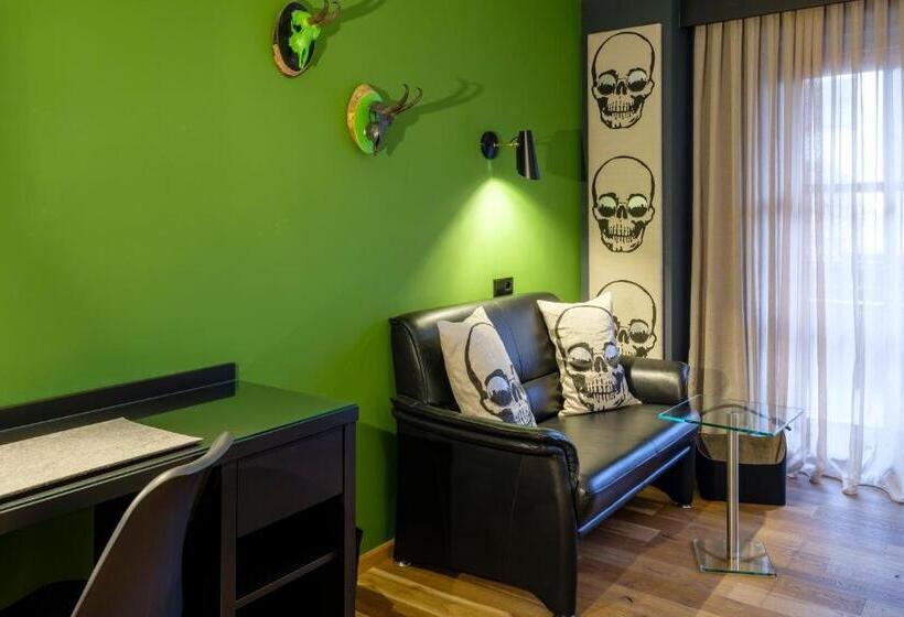 اتاق کلاسیک با تراس, Boutique Hotel Gams