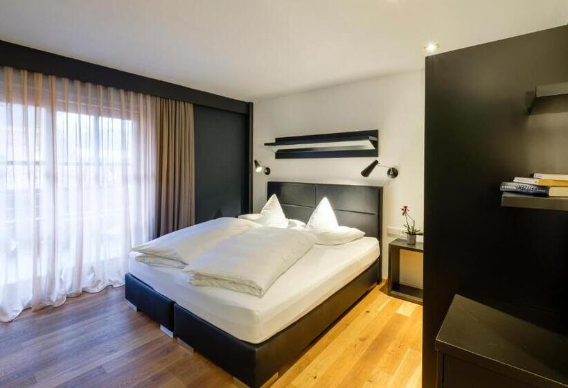 اتاق کلاسیک با تراس, Boutique Hotel Gams