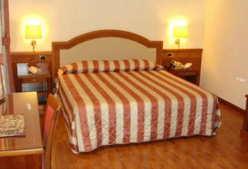 スーペリアールーム, Albergo Corona