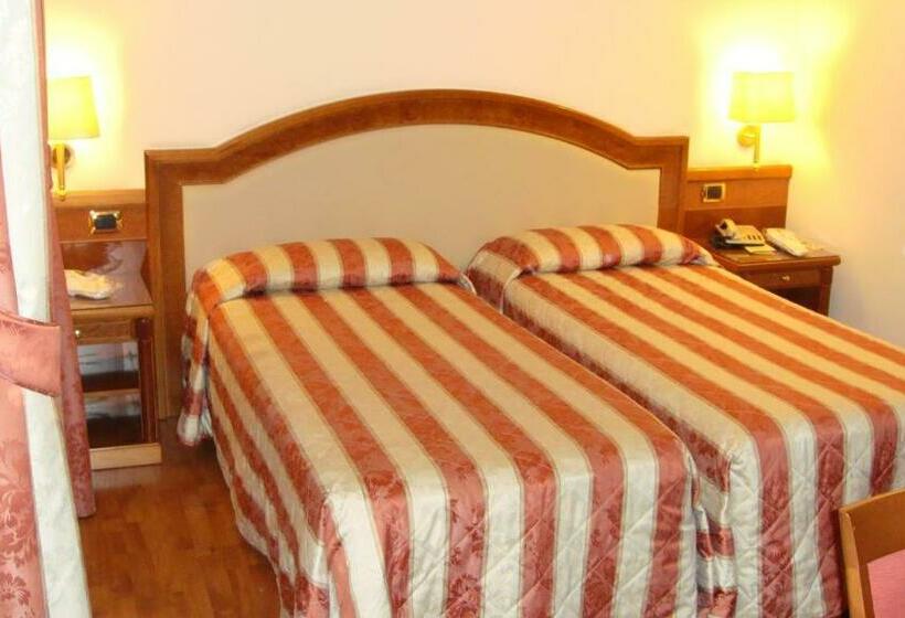 스탠다드 룸, Albergo Corona